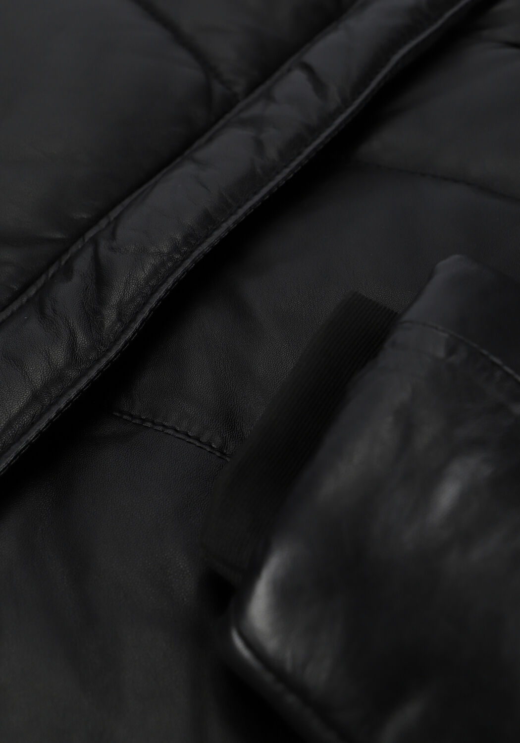 Schwarze IBANA Lederjack CASIA - large