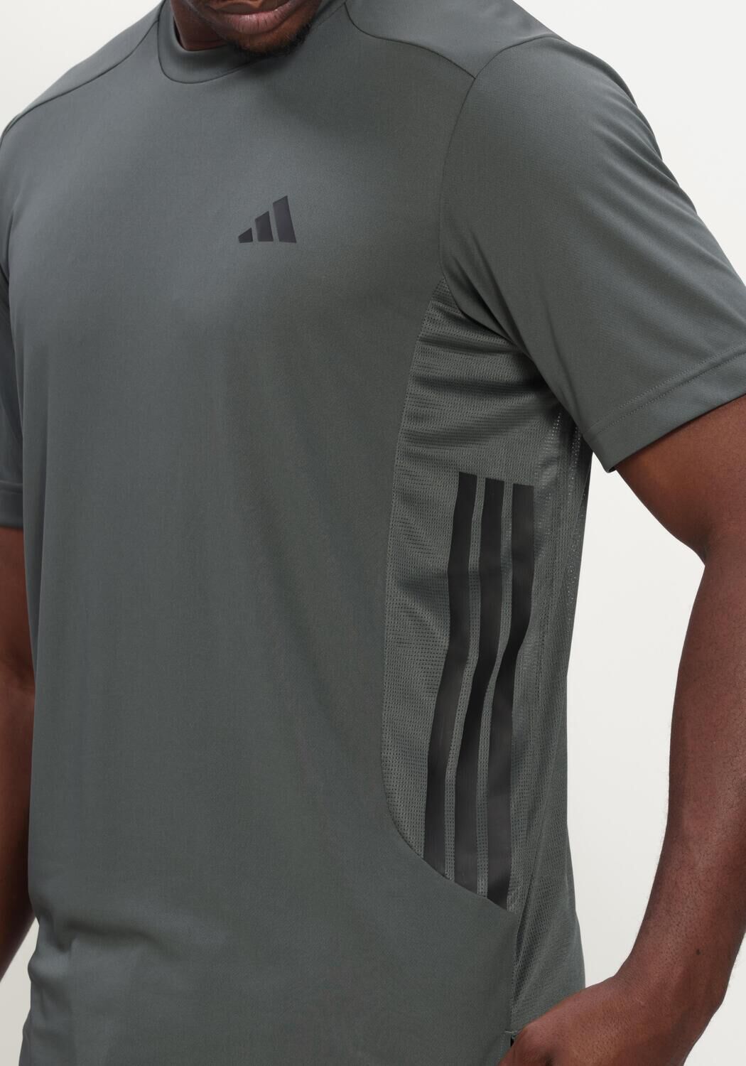 Dunkelgr&uuml;n ADIDAS Sportshirts TECHESS 3S TEE - large