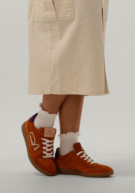 Orangene FRED DE LA BRETONIERE Sneaker Low PEARL SIGN - large