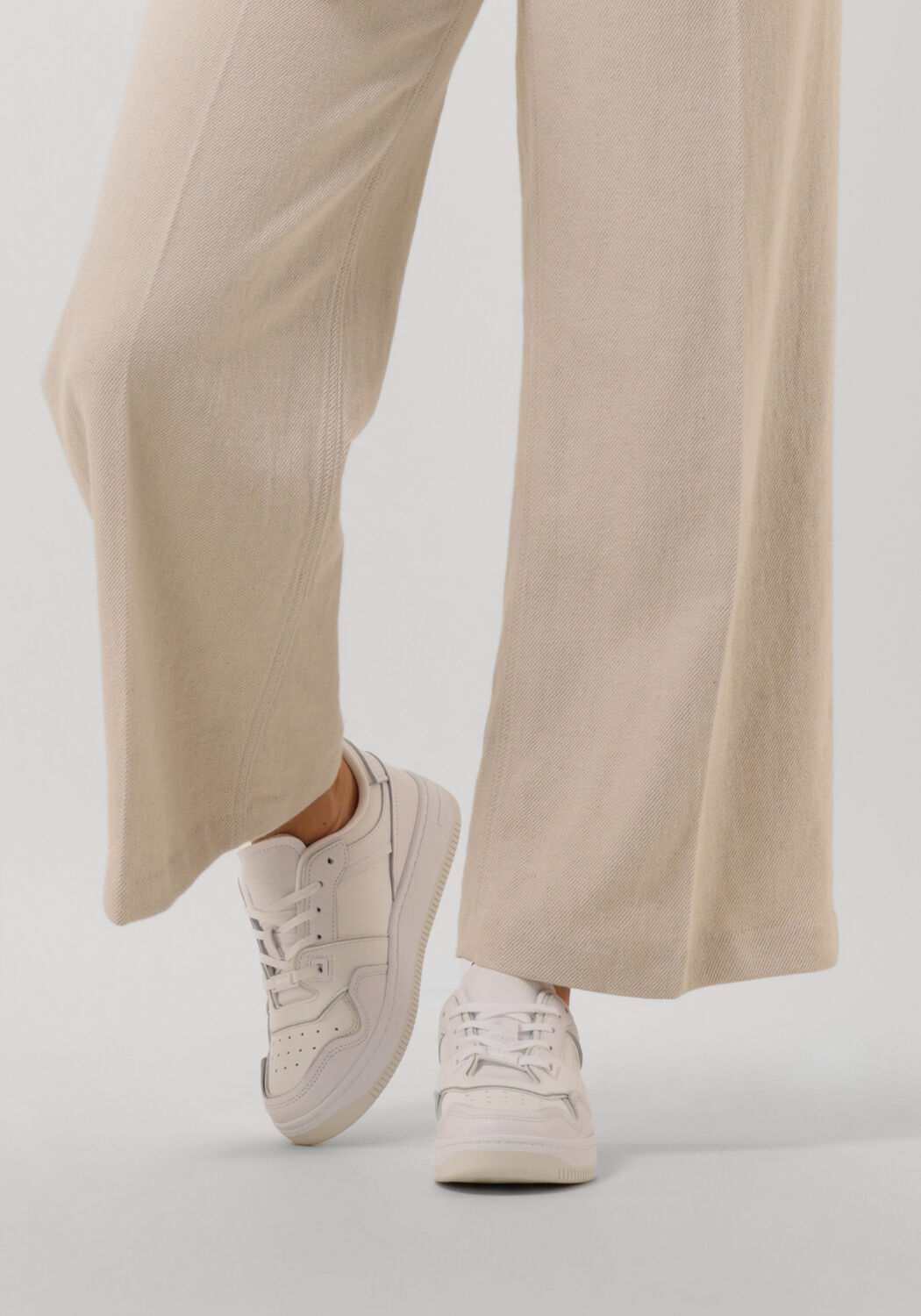 Wei&szlig;e TOMMY JEANS Sneaker Low TOMMY JEANS SNEAKER CUPSOLE - large