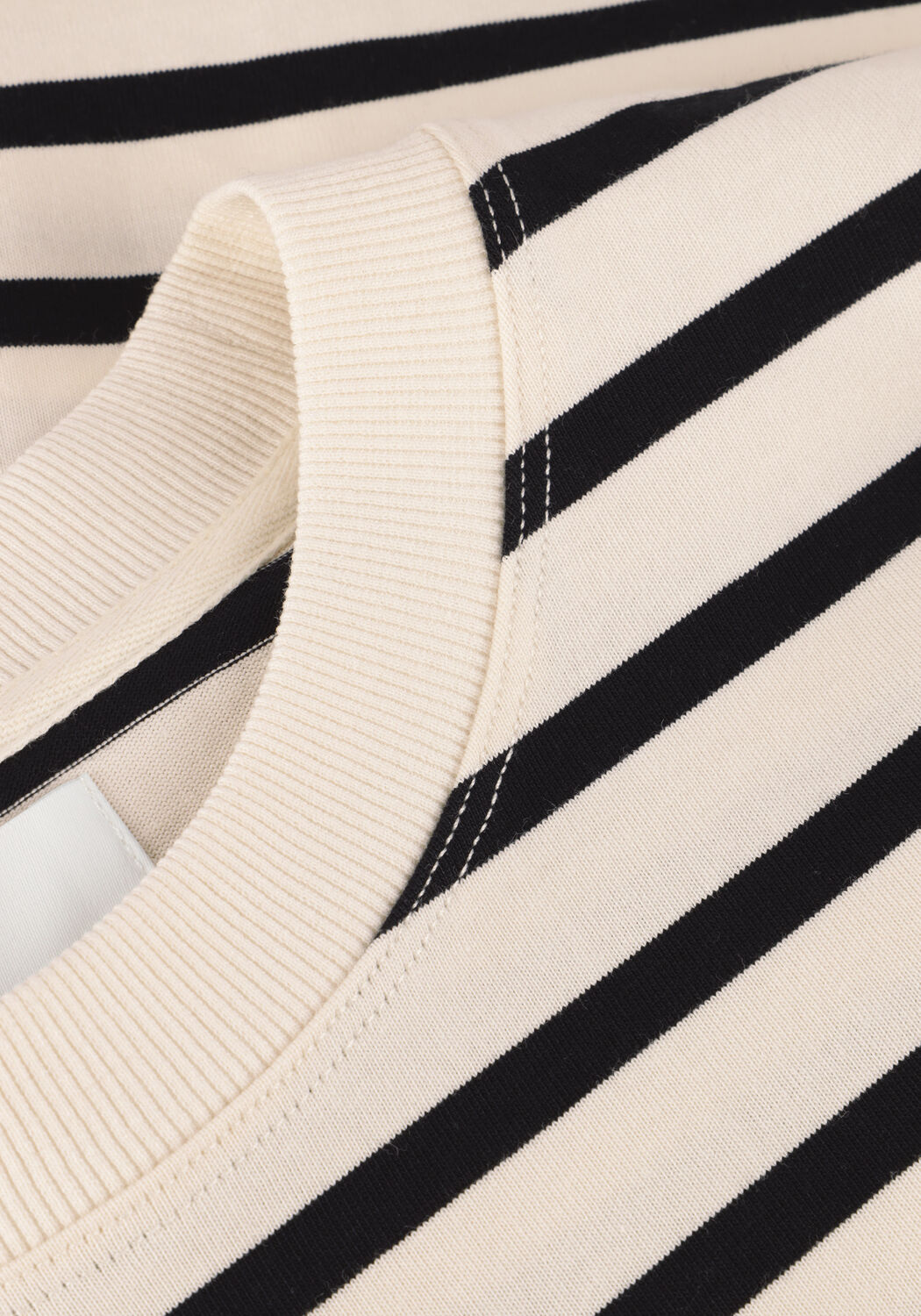 Wei&szlig;e MATINIQUE T-shirt MAHUDSON 73 - large