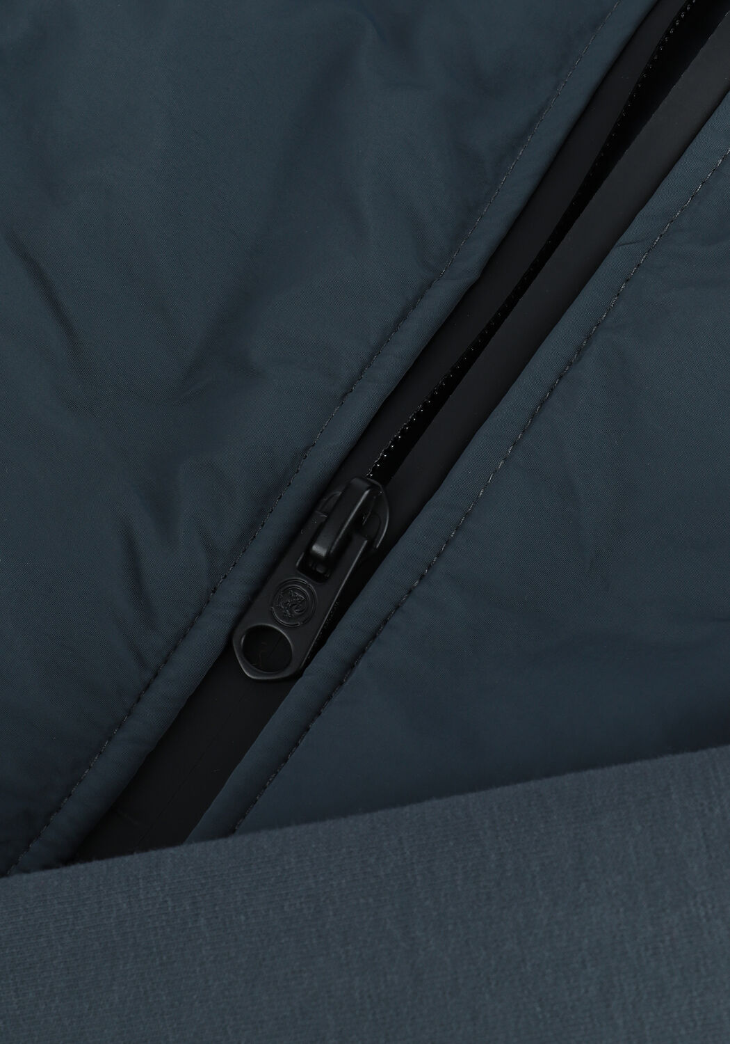 Blaue CAST IRON Wattierte Jack HOODED JACKET TECH JERSEY INTERLOCK - large