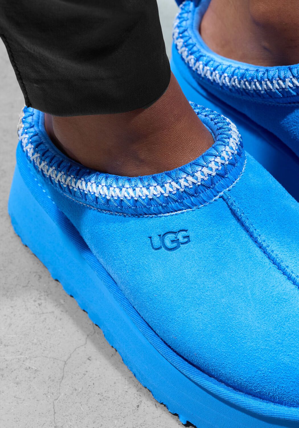 Blaue UGG Hausschuhe W TAZZ - large