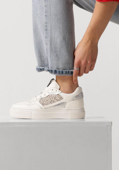 Weiße MARUTI Sneaker Low TAVI - large