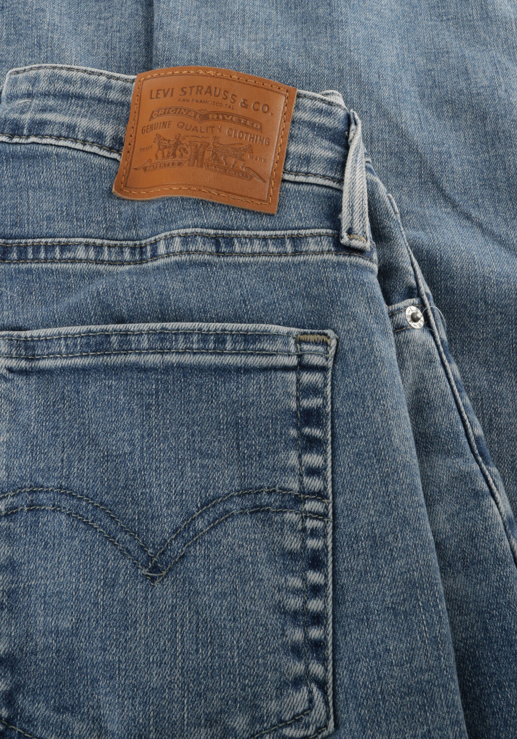 Blaue LEVI'S Flared jeans 725 HIGH RISE BOOTCUT BLUE WAVE LIGHT - large