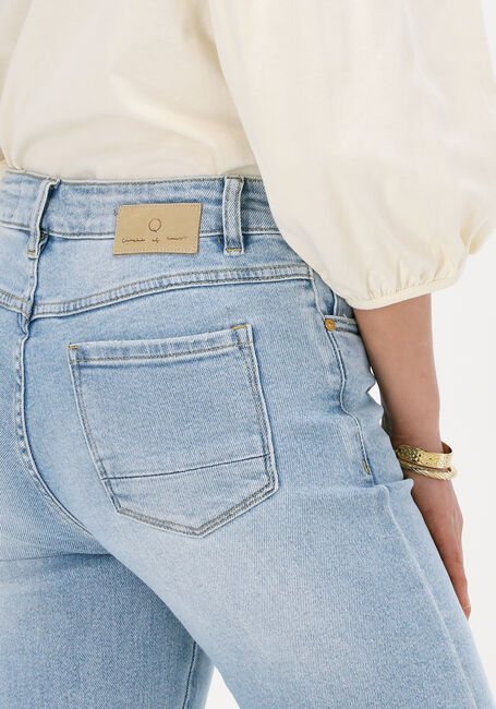 Blaue CIRCLE OF TRUST Mom jeans CHLOE DNM - large