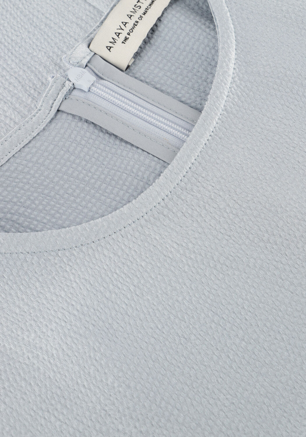 Hellblau AMAYA AMSTERDAM Top FLEUR - large