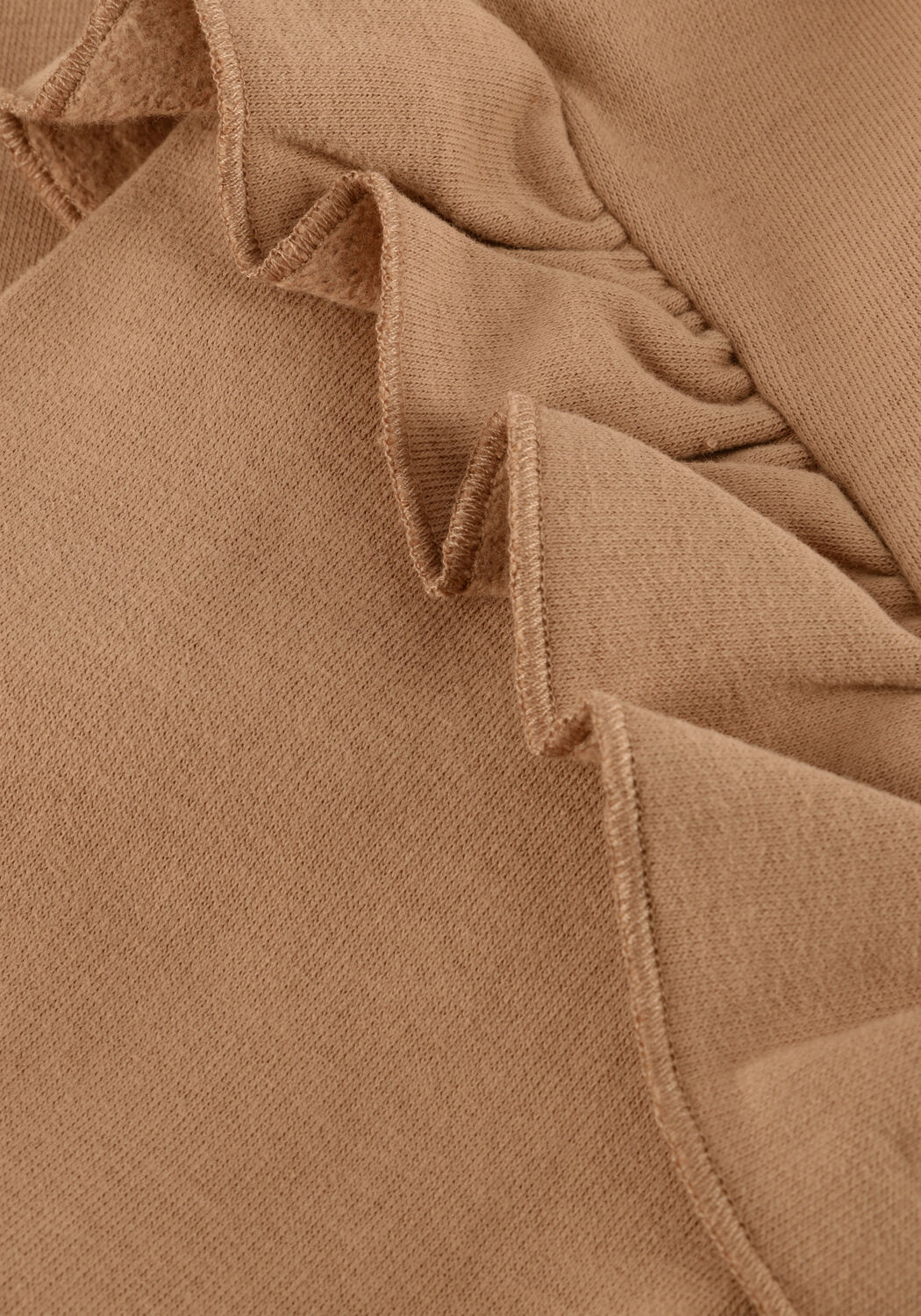 Camelfarbene LIL' ATELIER Sweatshirt NMFILONDON RES LS RLX SWEAT LIL - large