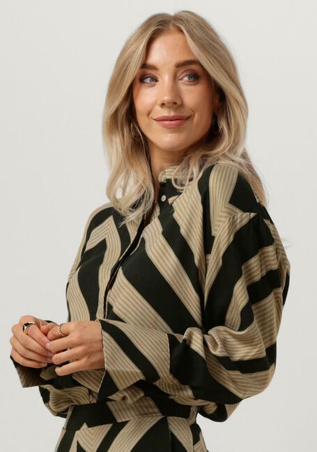 Grüne MINUS Blusen JALIA LONG SLEEVE SHIRT - large