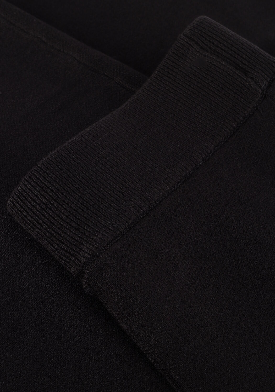 Schwarze Y.A.S. Weite Hose YASFONNY HW KNIT PANT S. - large