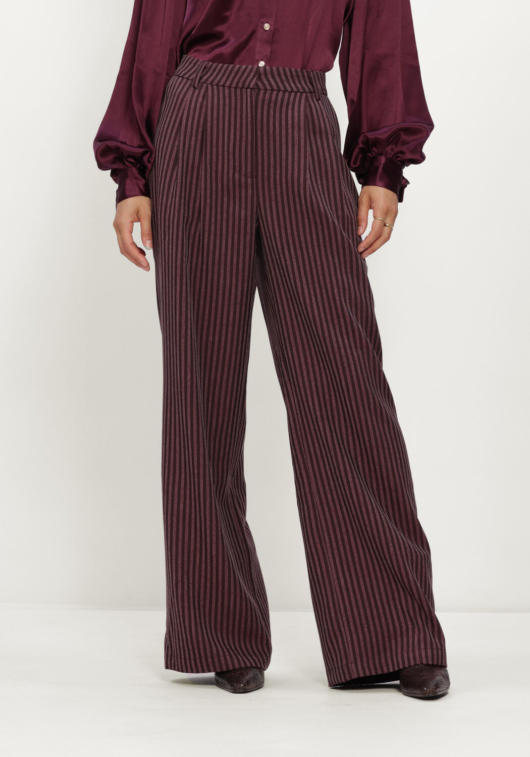 Bordeaux AMAYA AMSTERDAM Weite Hose ADELINE PANTS - large
