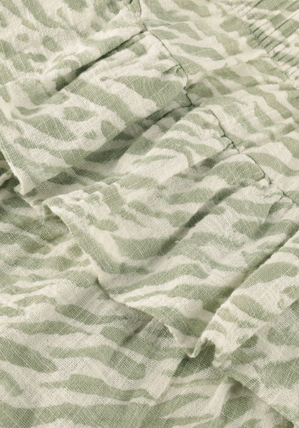 Gr&uuml;ne PLAY UP Kurze Hose PRINTED WOVEN SKORT - large