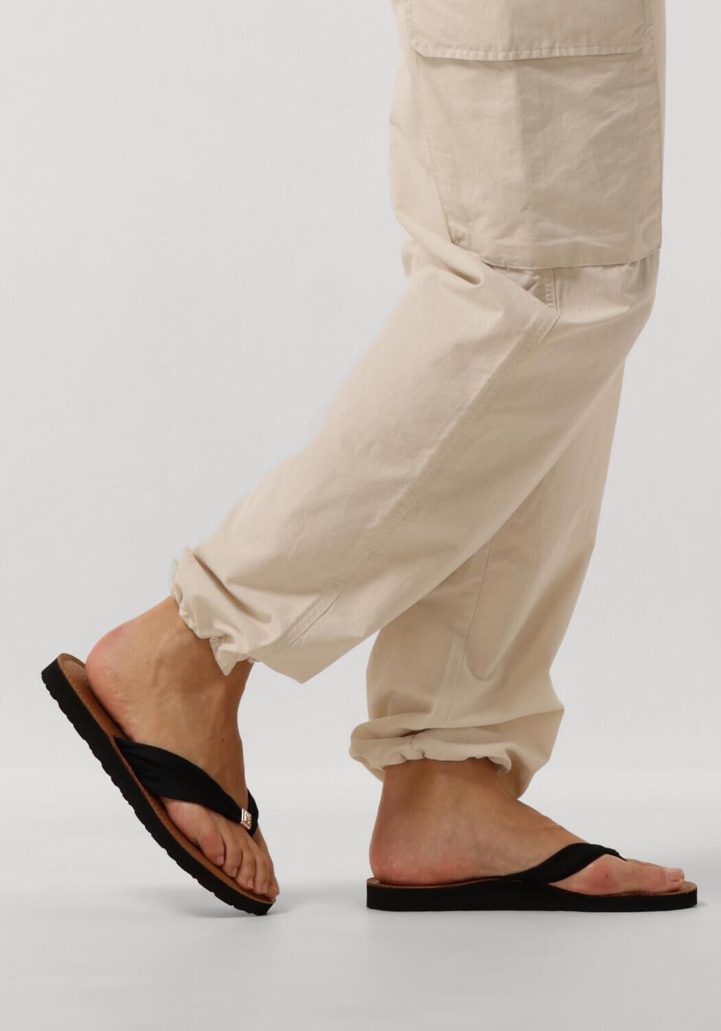 Schwarze TOMMY HILFIGER Pantolette TH ELEVATED BEACH - large