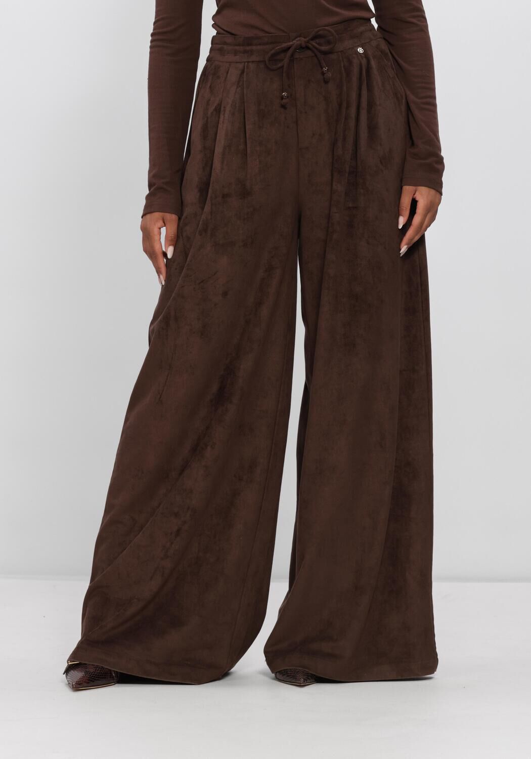 Braune NUKUS Weite Hose BERTIE PANTS SUEDE - large