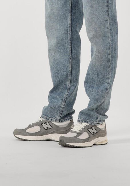 Graue NEW BALANCE Sneaker Low 2002R M - large