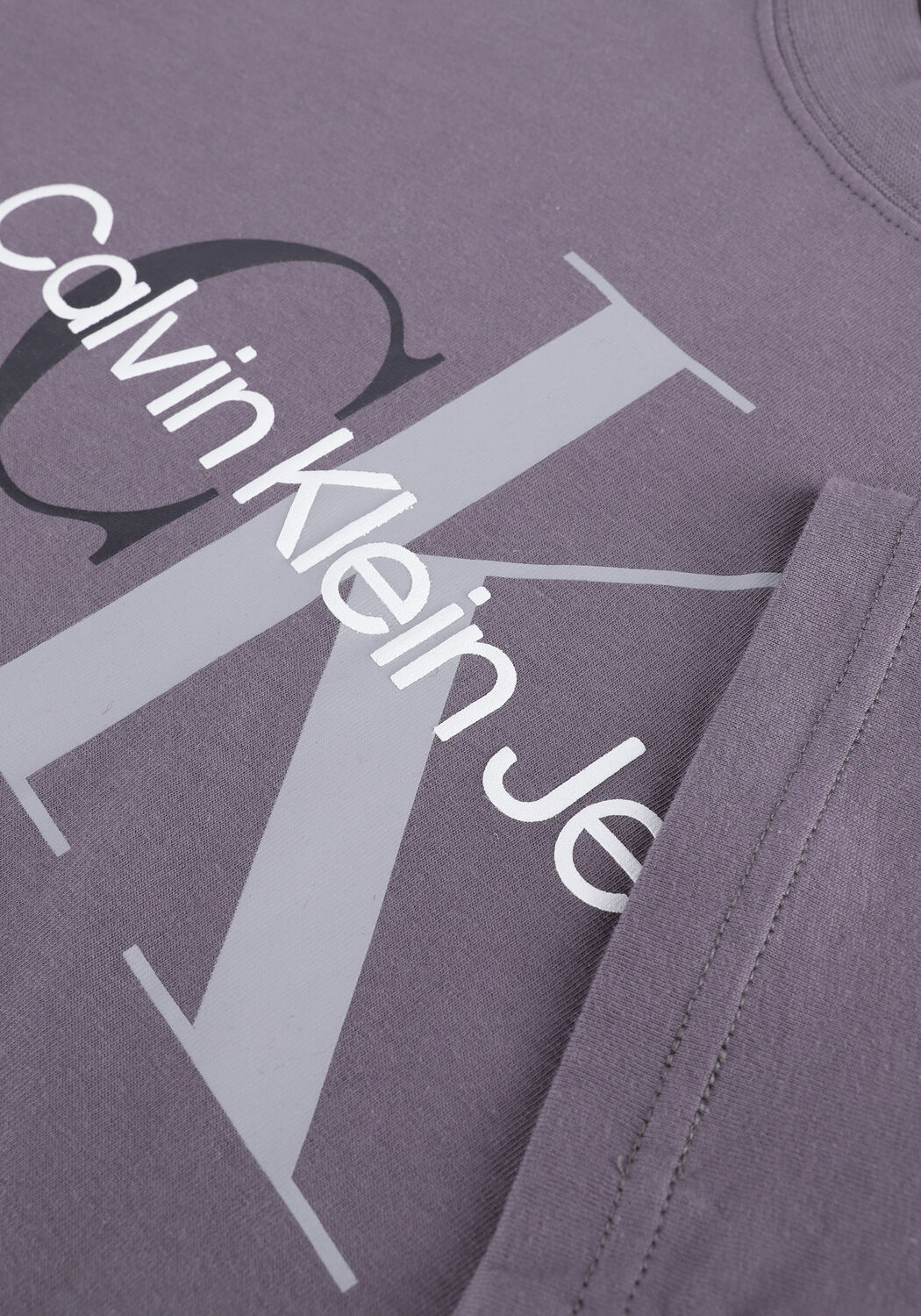 Graue CALVIN KLEIN T-shirt TWO TONE MONOGRAM REGULAR TEE - large