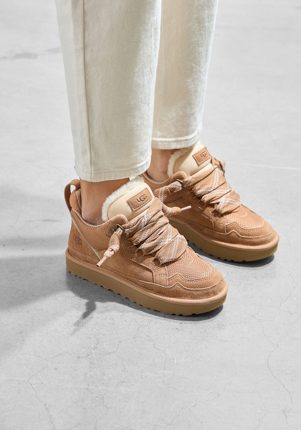 Cognacfarbene UGG Sneaker High W LOWMEL - medium