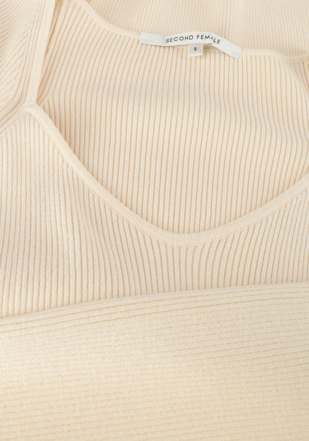 Beige SECOND FEMALE Pullover SOLIA KNIT V-NECK - large