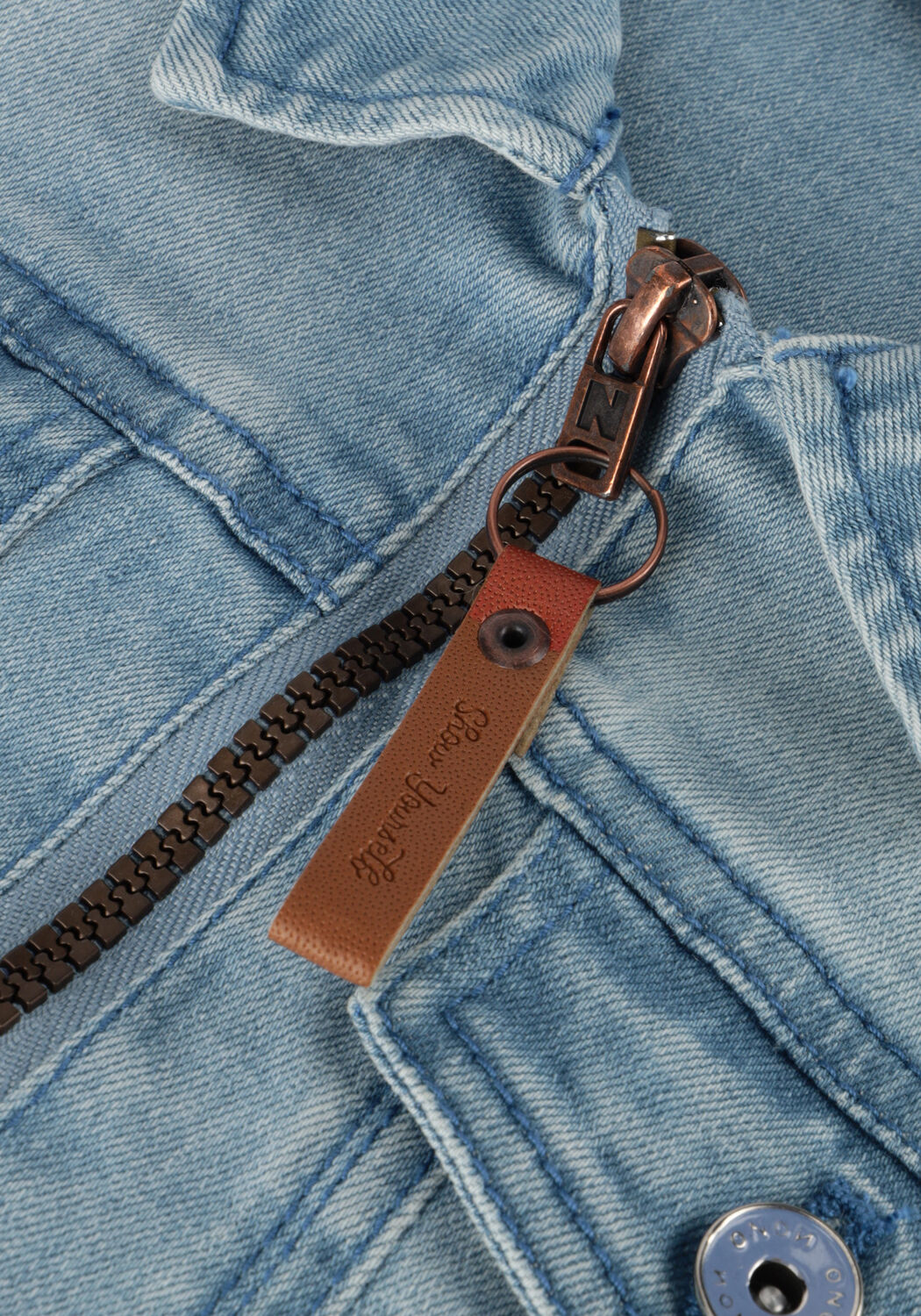 Hellblau NONO Jeansjacke DONNA DENIM JACKET WITH ZIPPER - large