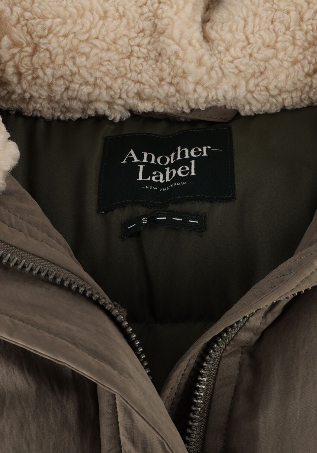 Gr&uuml;ne ANOTHER LABEL Wattierte Jack RILEY PARKA - large