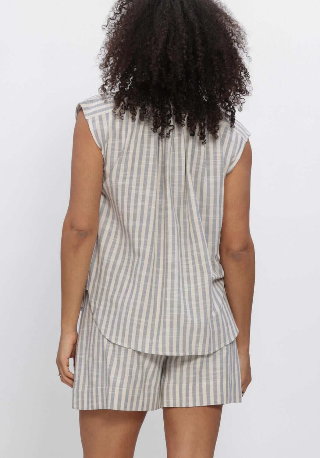 Hellblau KNIT-TED Blusen ROSE - large