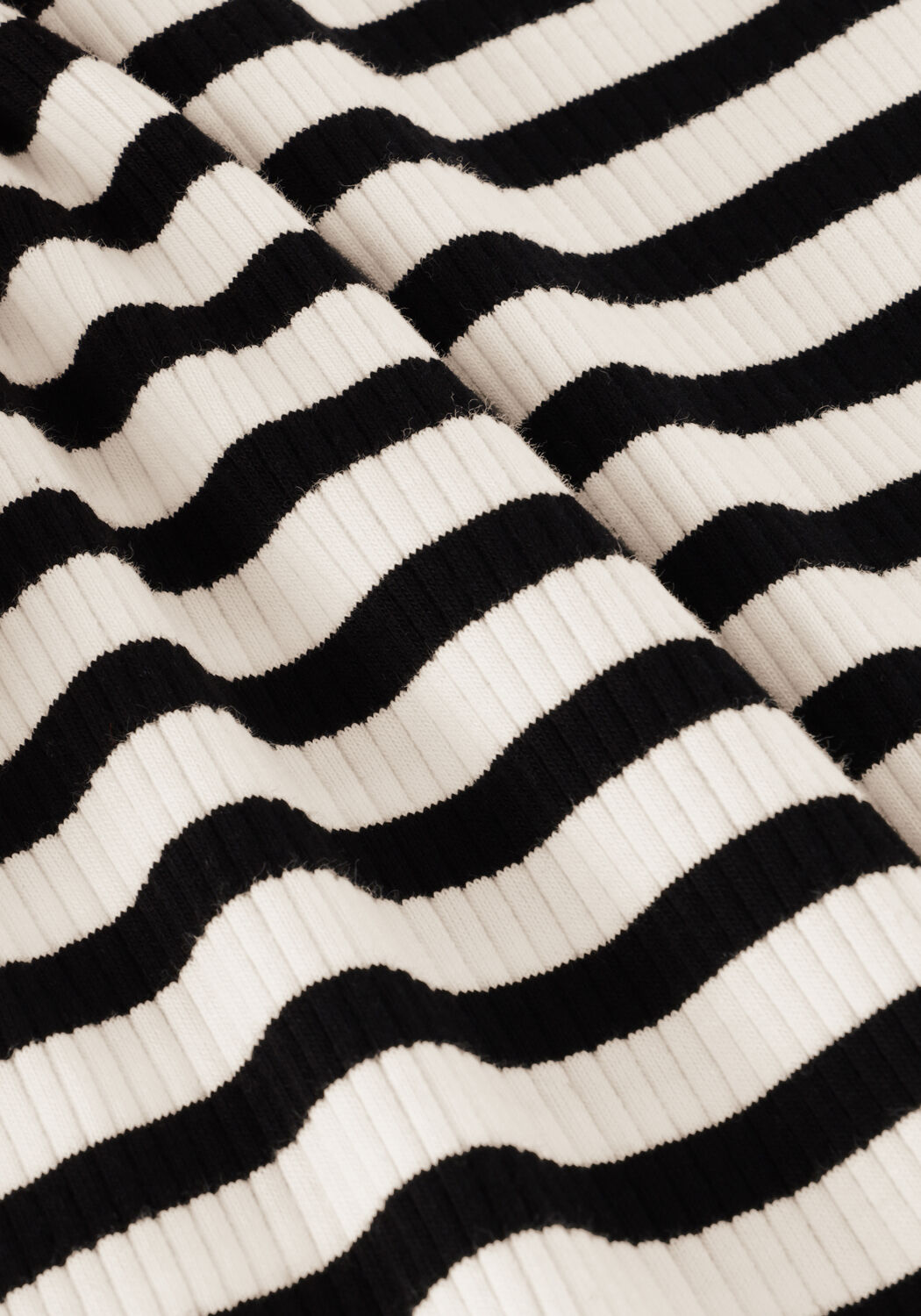 Schwarze INWEAR Tops & T-shirts DAGNAIW STRIPED TSHIRT LS - large