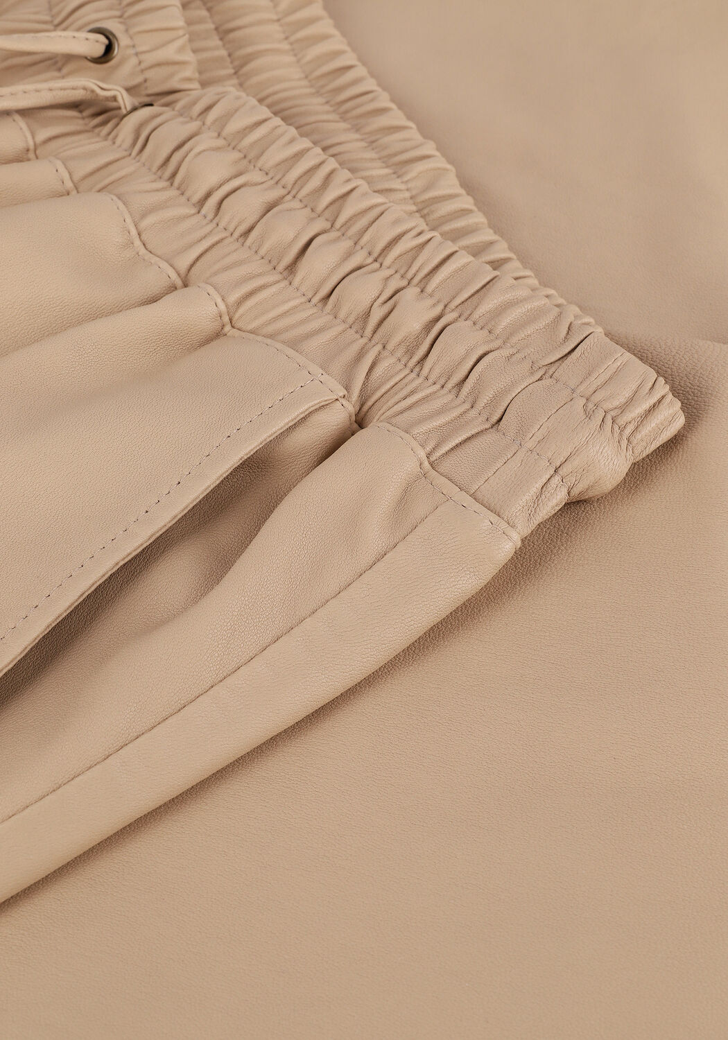 Camelfarbene IBANA Hose PIRO - large