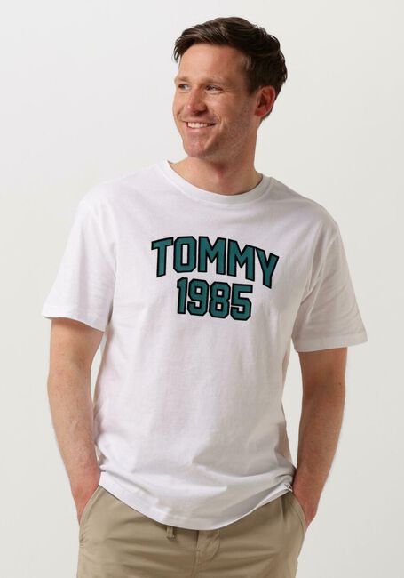 Weiße TOMMY JEANS T-shirt TJM REG TOMMY VARSITY SPORT TEE - large