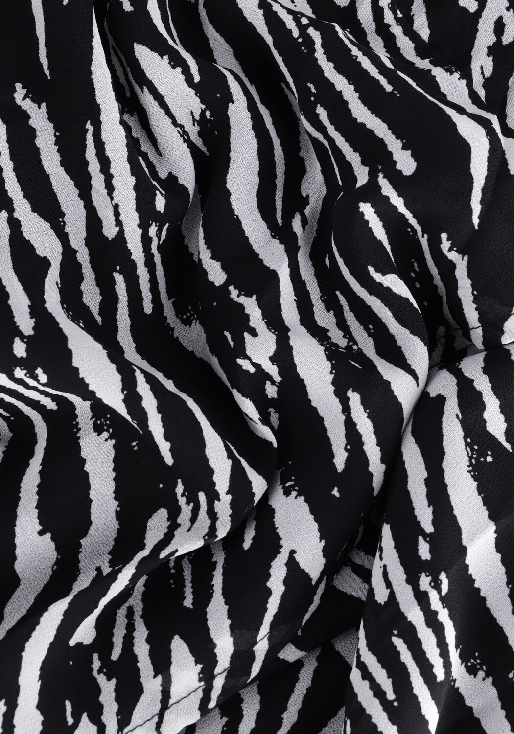 Schwarze COLOURFUL REBEL Maxikleid FELIN ZEBRA MAXI WRAP DRESS - large