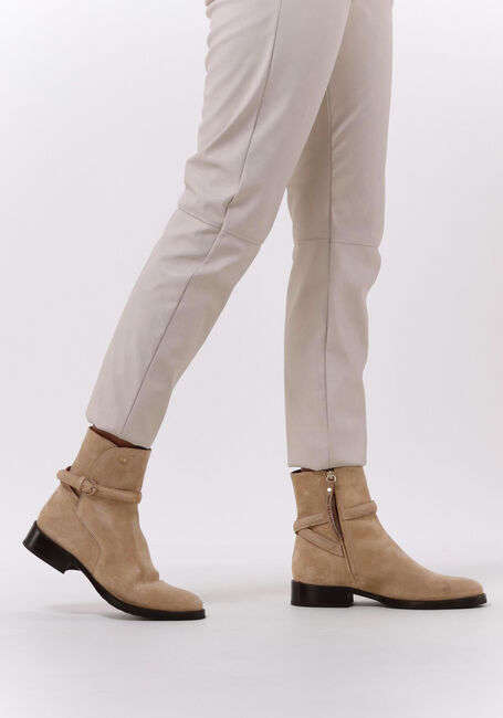 Beige FRED DE LA BRETONIERE Stiefeletten 181010157 - large
