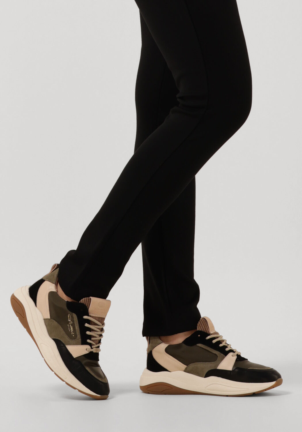 Schwarze FRED DE LA BRETONIERE Sneaker low 101010403 - large