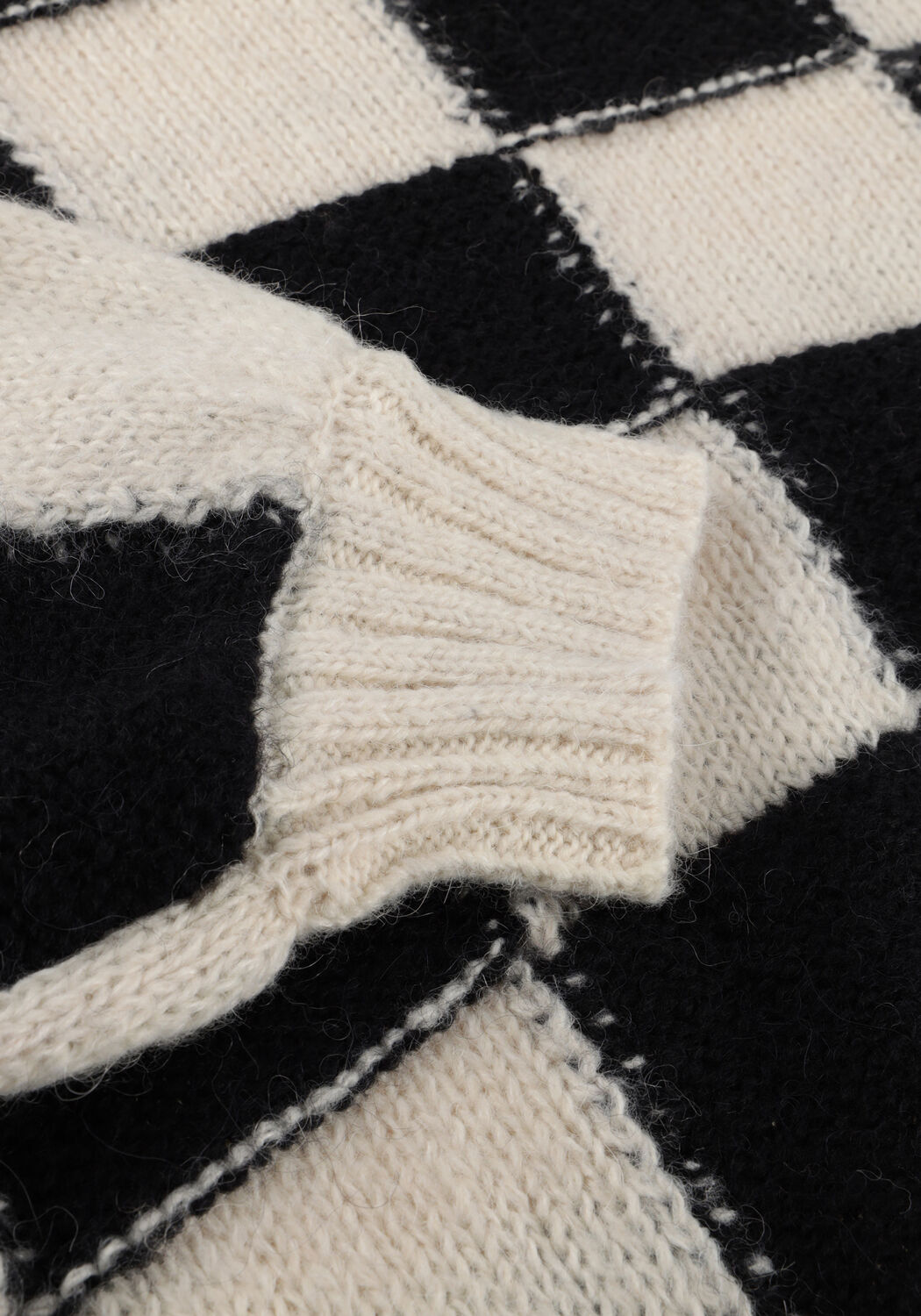 Schwarze Y.A.S. Pullover YASCHESS LS KNIT PULLOVER S. - large