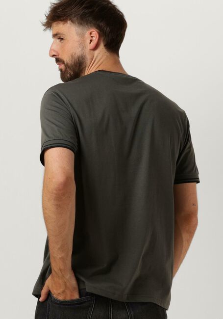 Olive FRED PERRY T-shirt TWIN TIPPED T-SHIRT - large