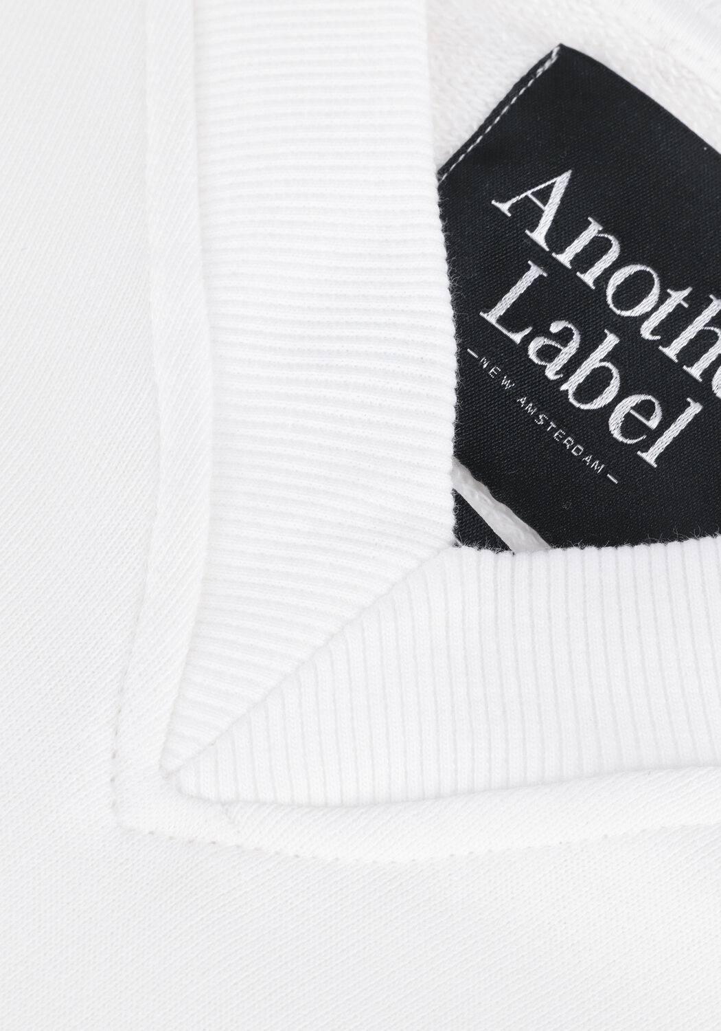 Nicht-gerade weiss ANOTHER LABEL Pullover ELNA SWEATER - large