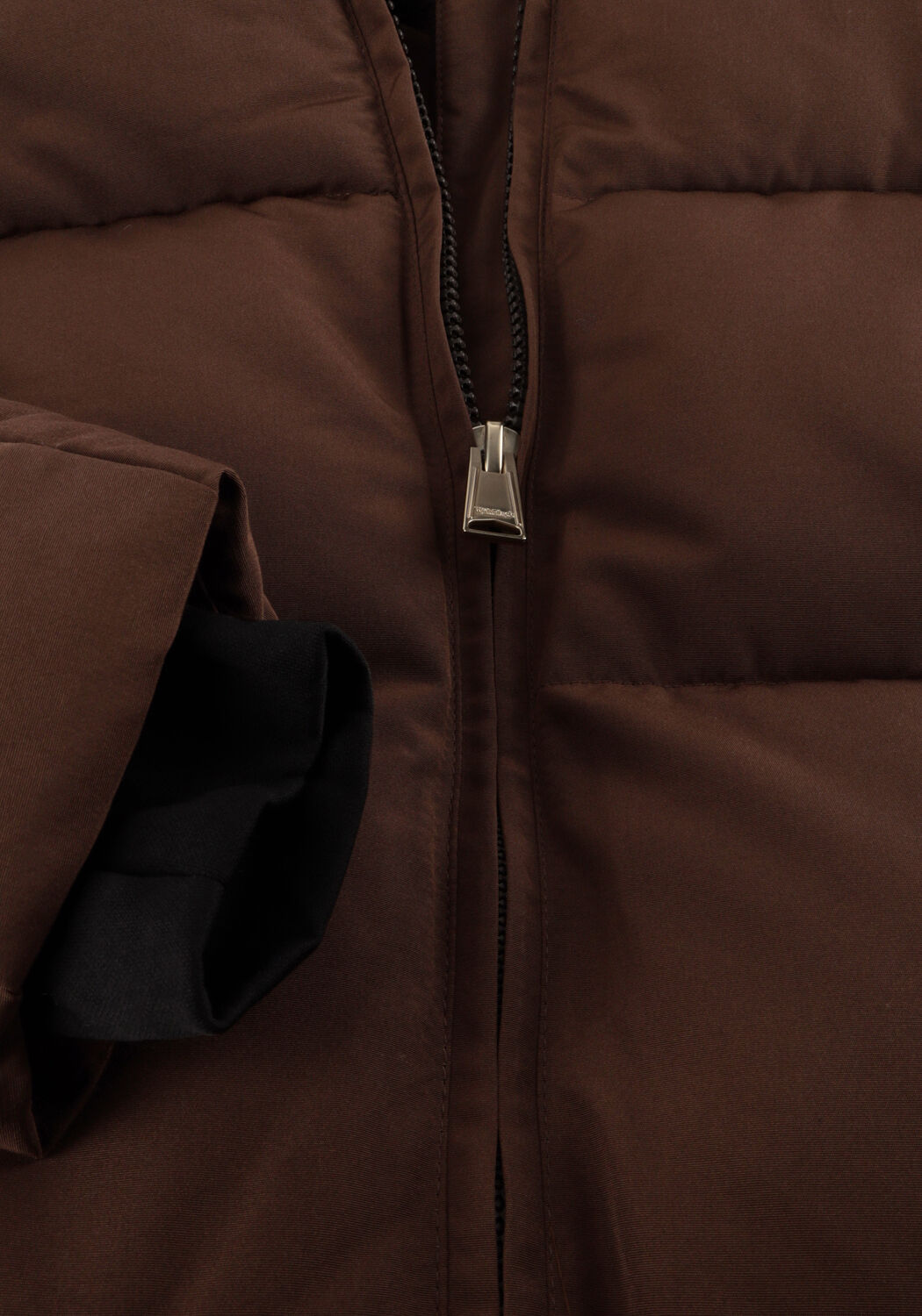 Braune WITHBLACK Wattierte Jack WBLGLORIAN LONG PUFFER JACKET - large