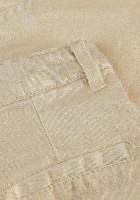 Goldfarbene LIKE FLO Kurze Hosen FLO SHORT PANTS - large