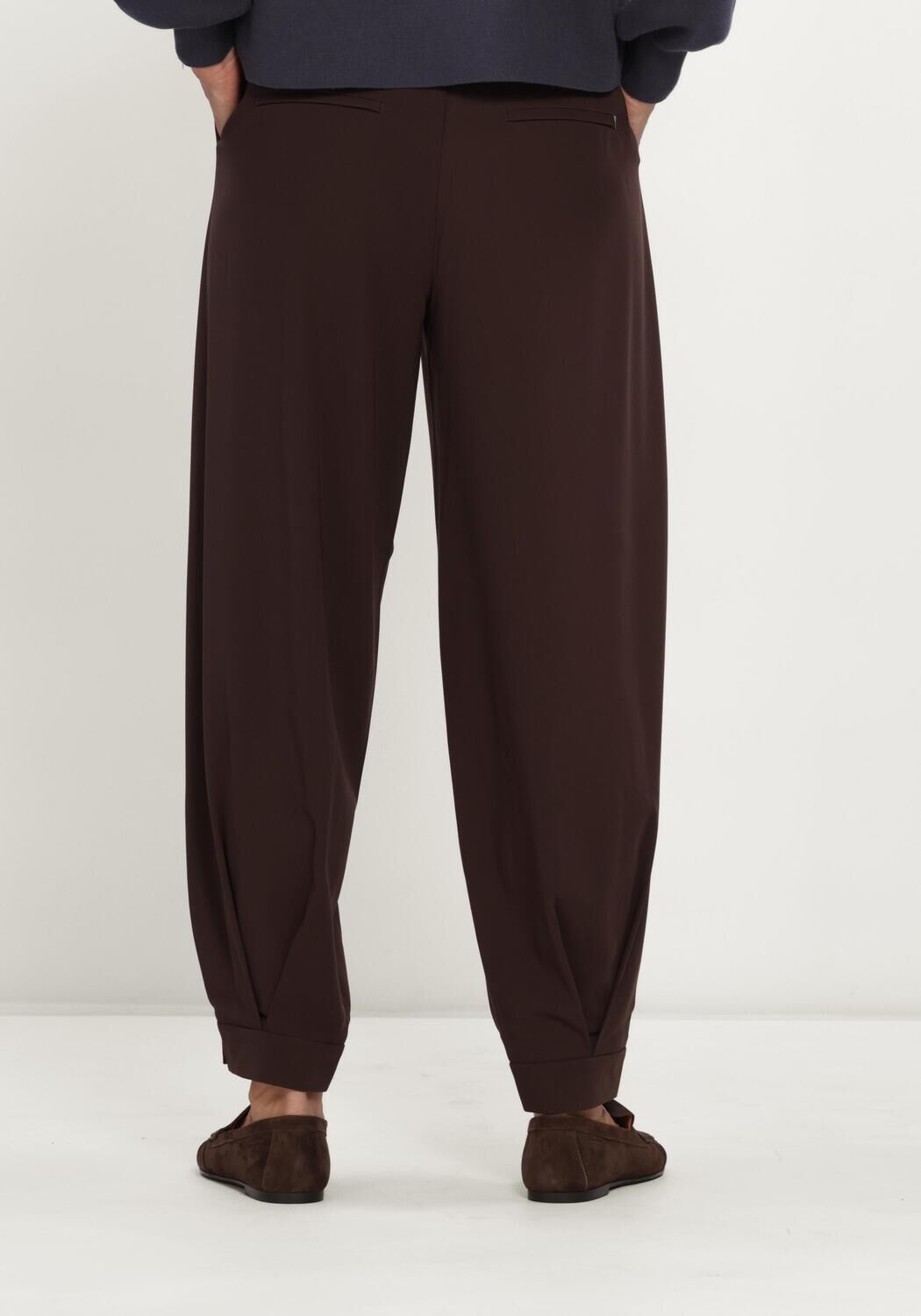 Braune MAC Weite Hose 0231 FLOATING CREPE - large