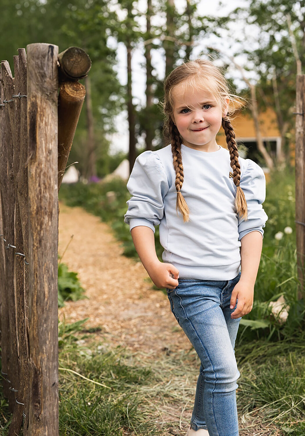 Hellblau KOKO NOKO Sweatshirt T46909 - large