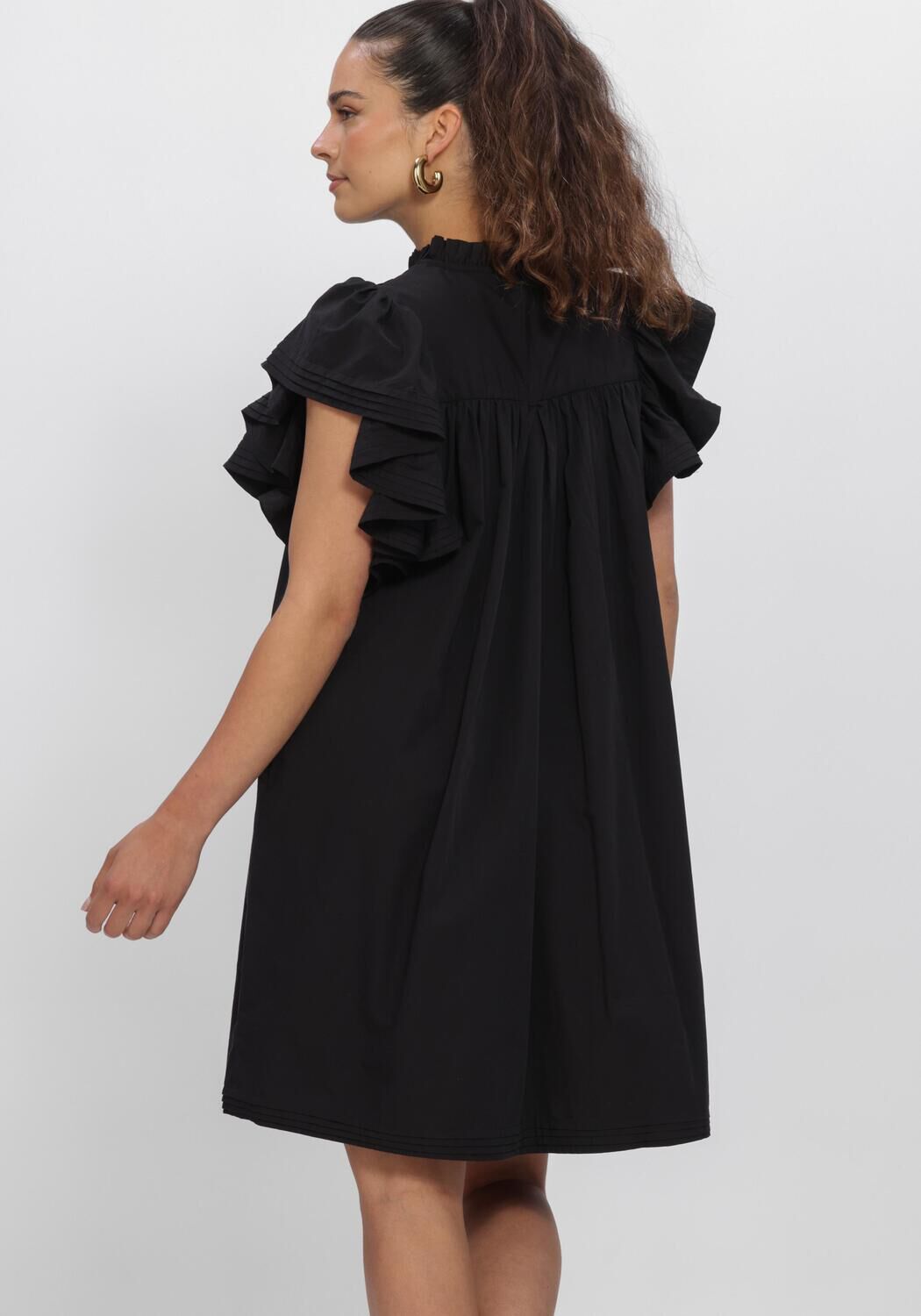 Schwarze Y.A.S. Kleider YASLURA SS DRESS S. NOOS - large