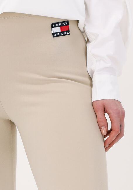 Sand TOMMY JEANS Schlaghose TJW BADGE FLARE LEGGING - large