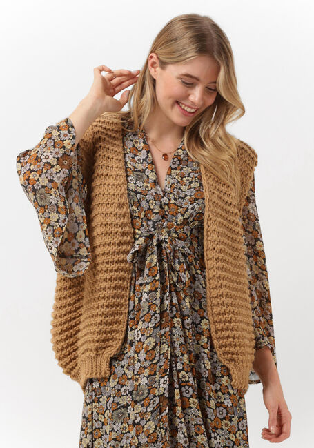 Camelfarbene NOTRE-V Gilet KNIT GILET - large