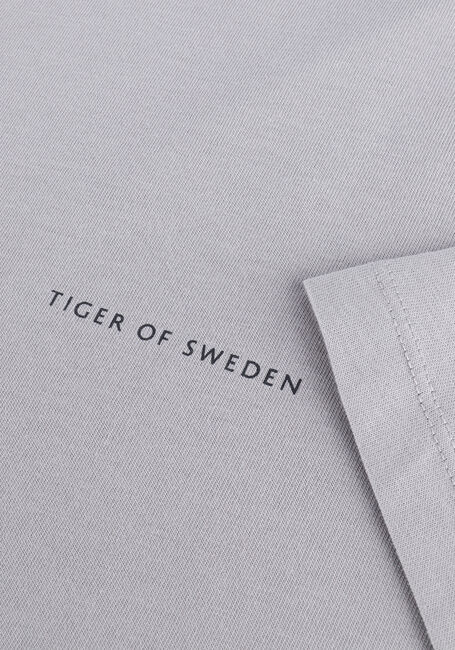 Grüne TIGER OF SWEDEN T-shirt PRO - large