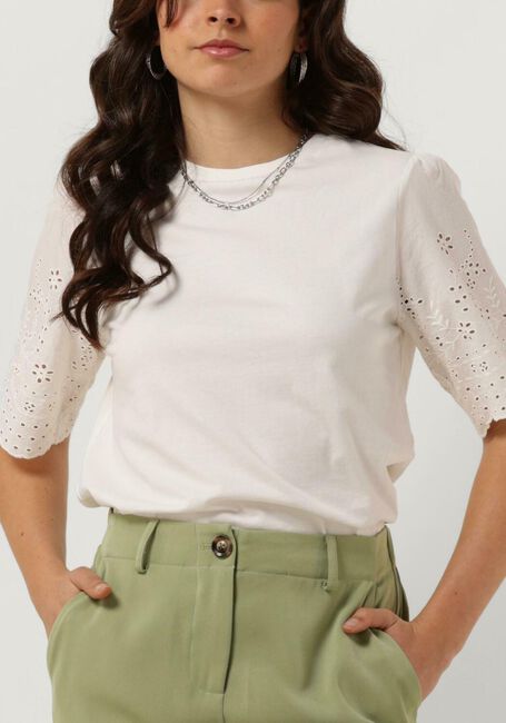 Weiße Y.A.S. T-shirt YASLEX SS TOP W. EMB SLEEVES S. - large
