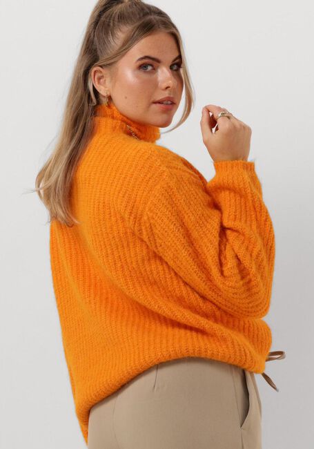 Orangene BRUUNS BAZAAR Pullover SYRINGA RIKA KNIT - large