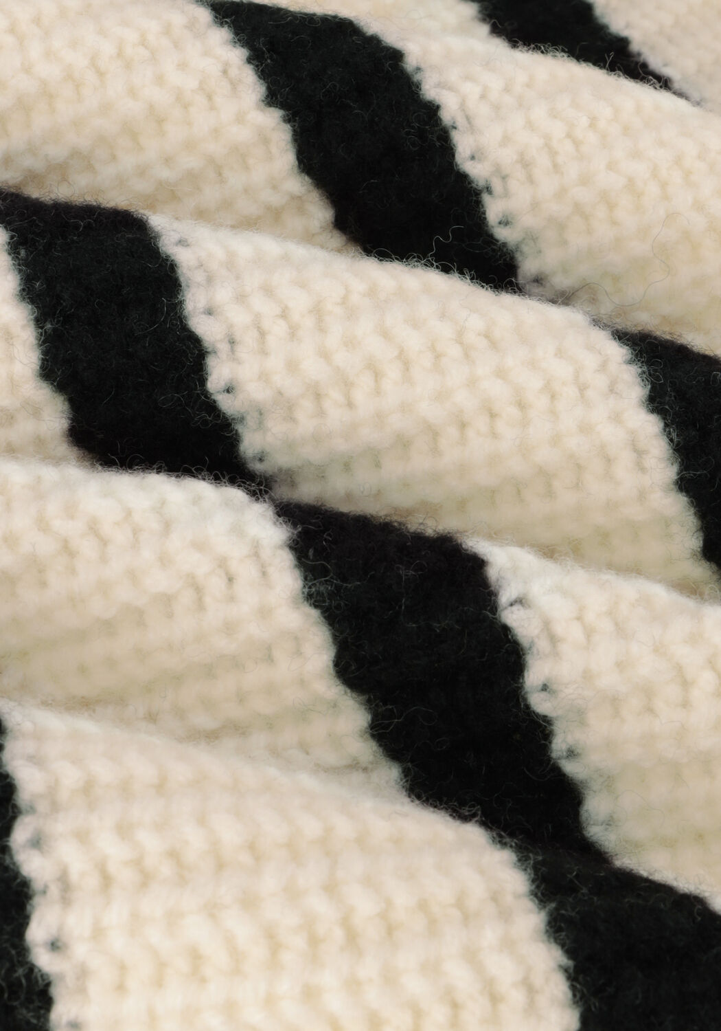 Nicht-gerade weiss DRYKORN Pullover CYNARA - large