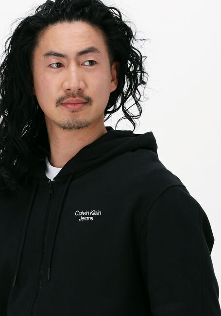 Schwarze CALVIN KLEIN Strickjacke STACKED LOGO ZIP-THROUGH - large