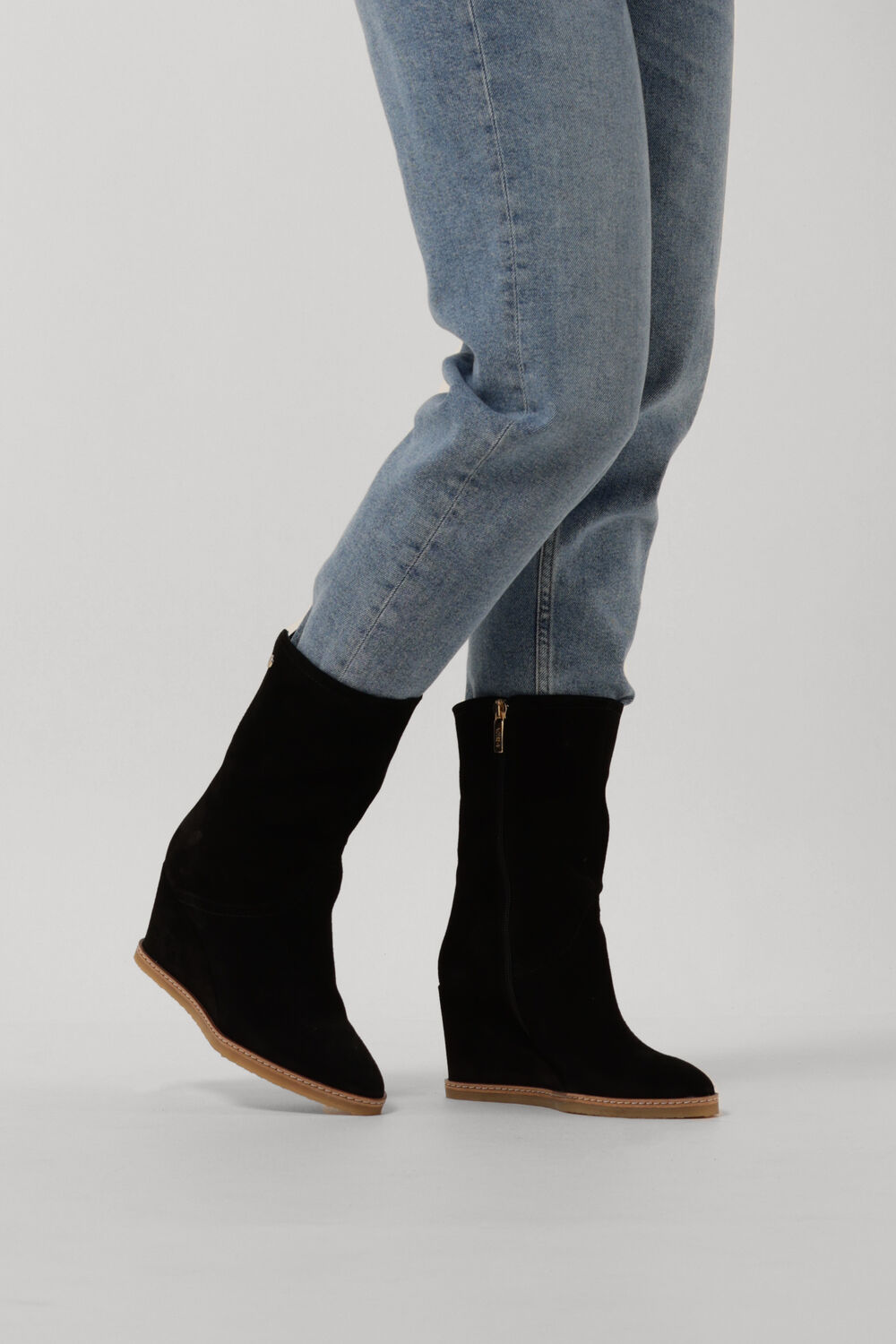 Schwarze NOTRE-V Stiefeletten AP176 - large