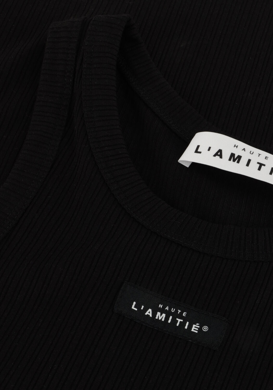 Schwarze HAUTE L'AMITI&Eacute; Top RIB BADGE TANK - large