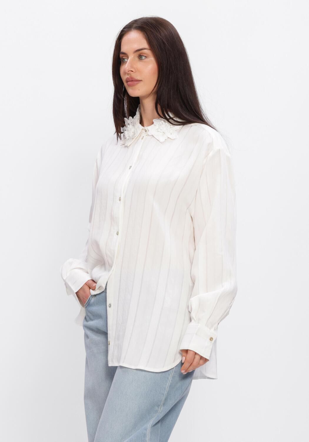 Wei&szlig;e JANSEN AMSTERDAM Blusen RABIA BLOUSE SLG 783 LONG SLEEVE LACE FLOWERS AT COLLAR - large