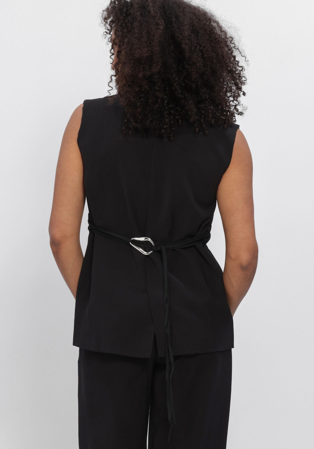 Schwarze OBJECT Gilet OBJMABEL S/L WAISTCOAT E VIP 26 - large